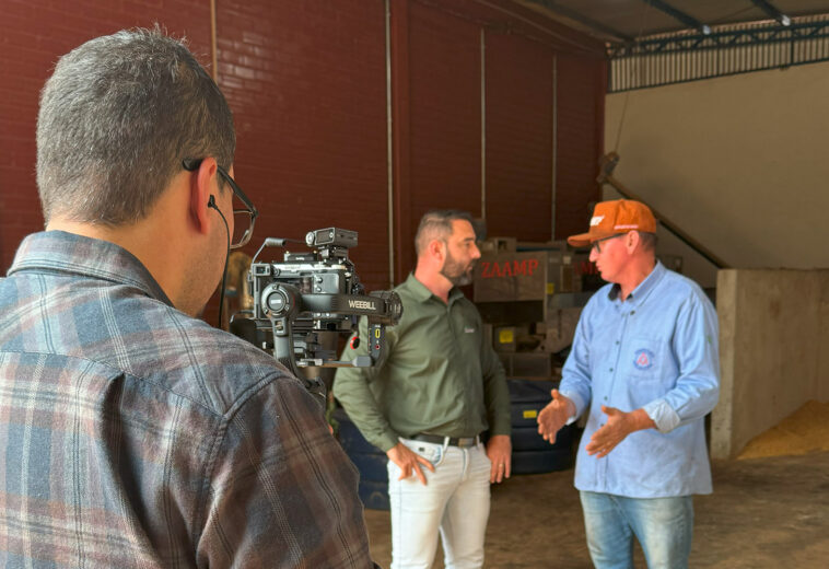 Como Usar Vídeos para Prospectar Clientes no Agro e na Indústria 24 Horas por Dia