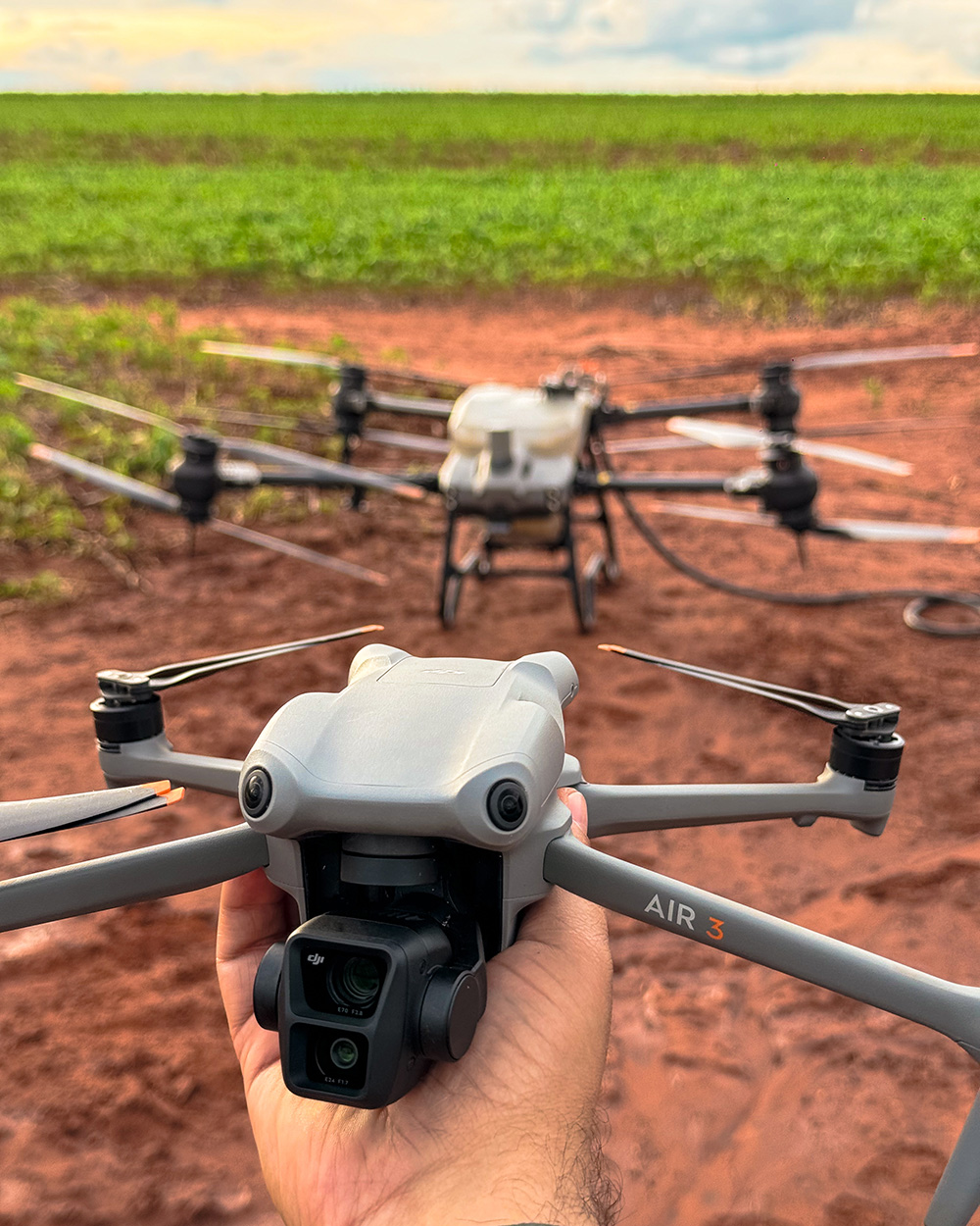 Utilizamos os melhores equipamentos em nossas produções para o Agro.