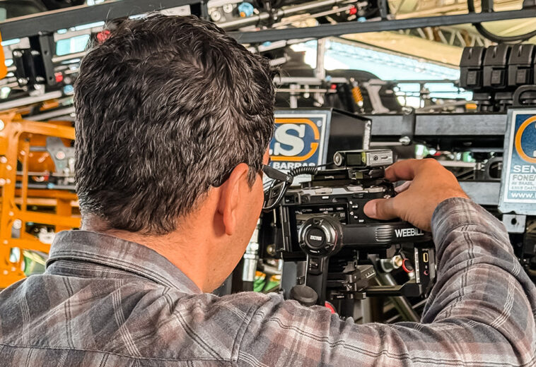 Como Usar Vídeos para Prospectar Clientes no Agro e na Indústria 24 Horas por Dia