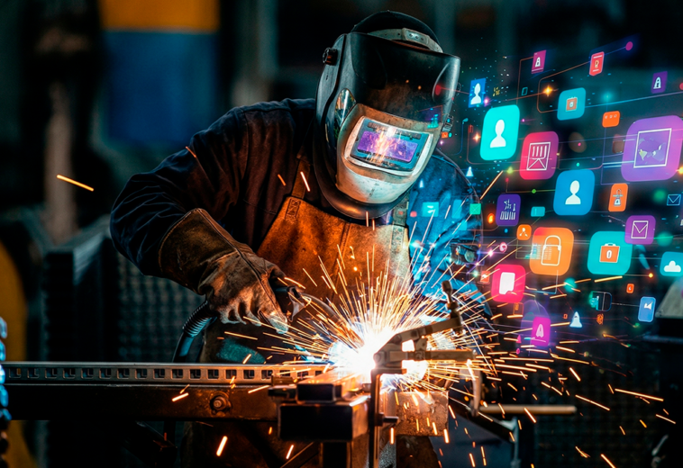 Marketing Digital para Indústrias: Vale Mais a Pena Contratar uma Agência ou Montar um Time Interno?